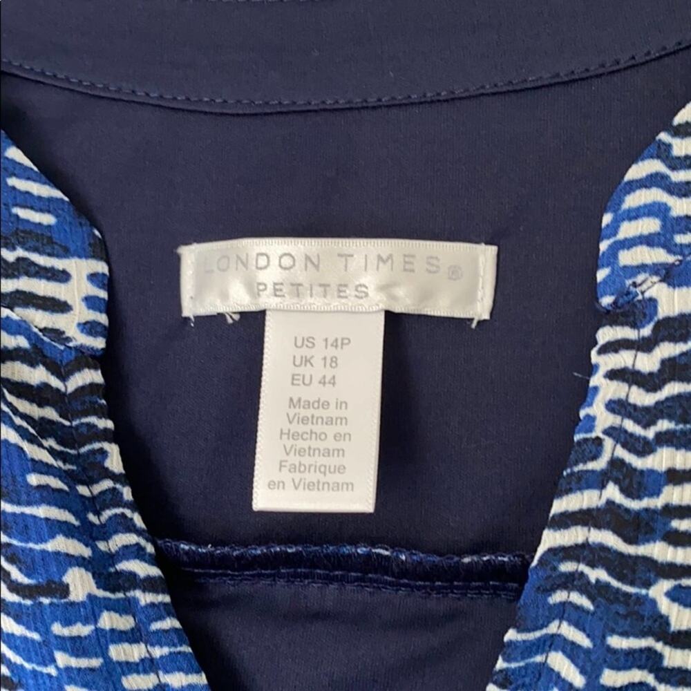London Times Petite Blue & White Sleeveless Dress - Picture 9 of 10